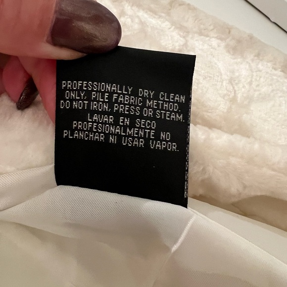 Faux Fur mid length button down coat - Picture 6 of 7